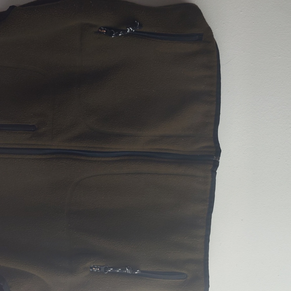 Trader Bay Medium Green / Black Reversible Full Z… - image 5